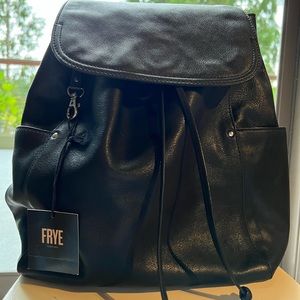 ✨ NWT - Frye Olivia Backpack - Black Leather ✨